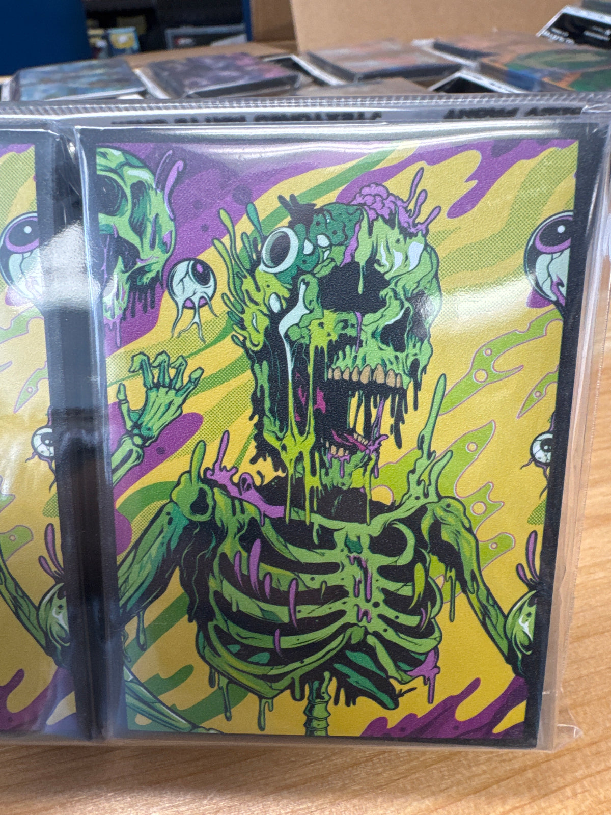 Protect: Realm Guard Melting Skull Sleeves 100ct.