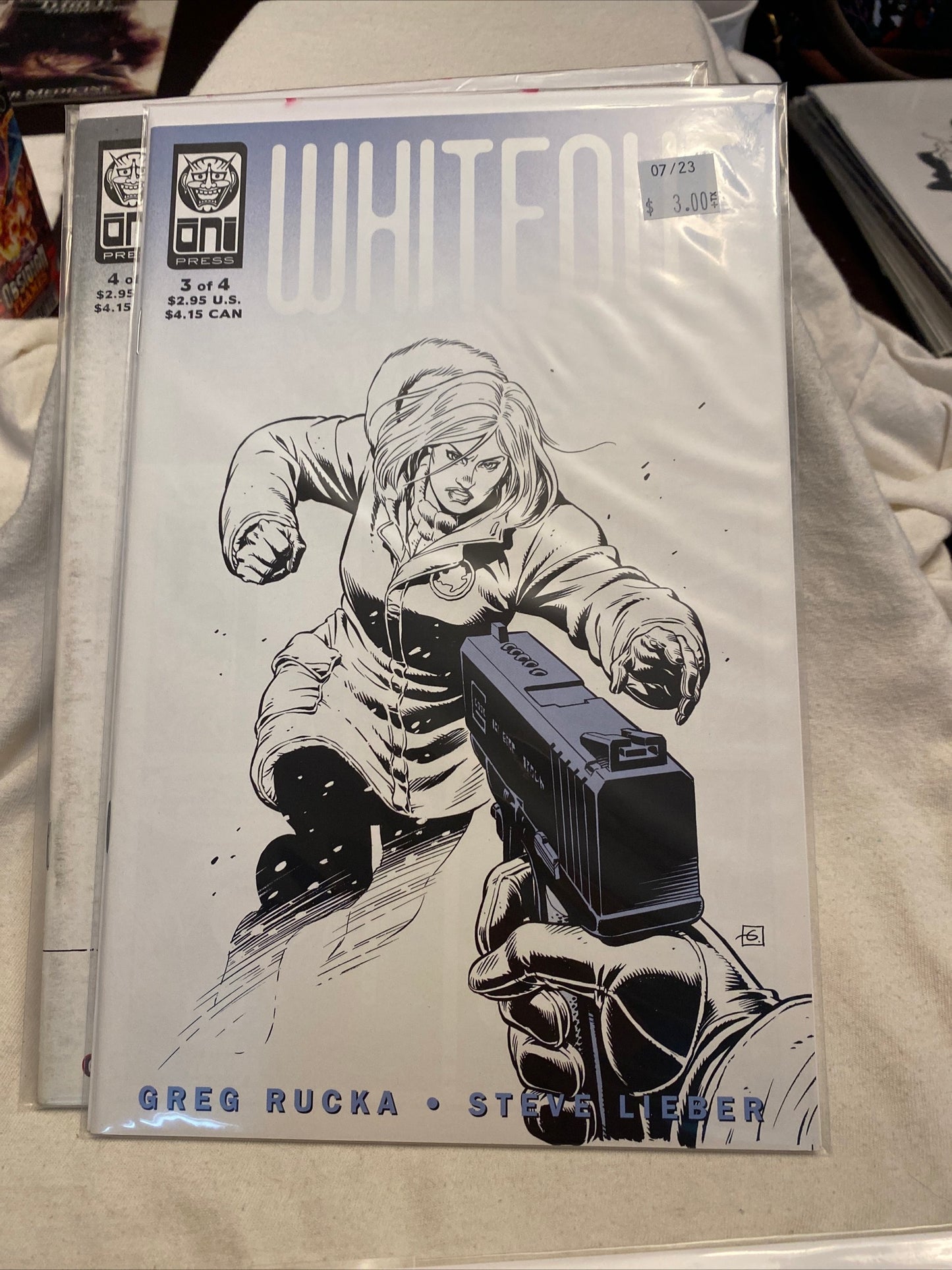 ONI Press Whiteout complete comic book set.