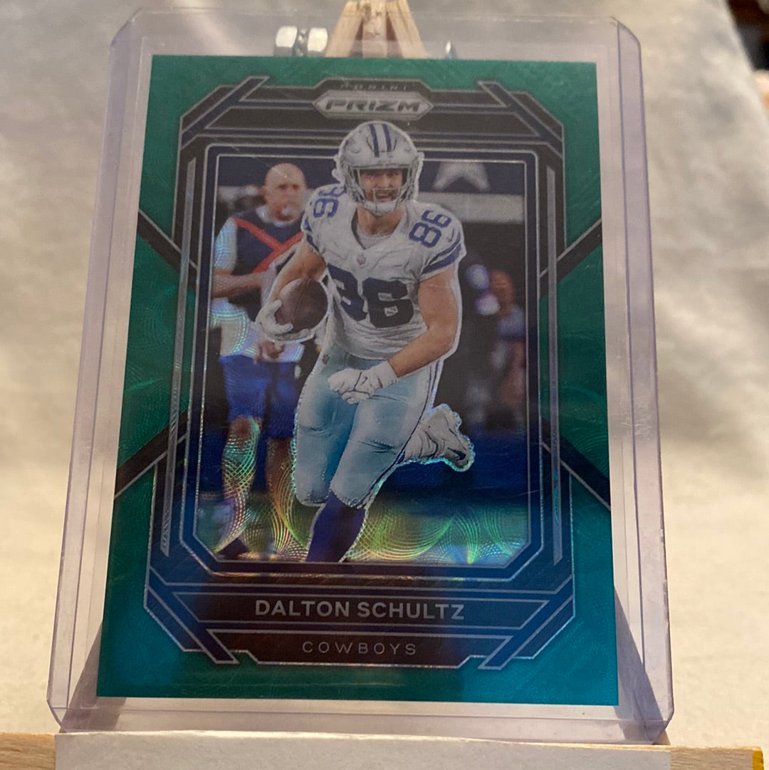 2022 Panini Prizm DALTON SCHULTZ Green Scope Prizm 37/75 #81 Dallas Cowboys Trading Card