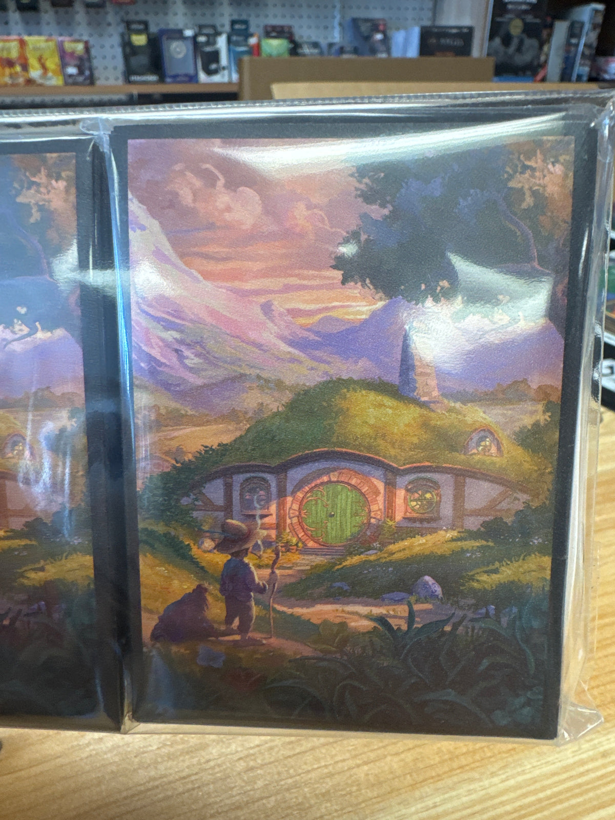 Protect: Realm Guard Halfling Tranquility V1 Sleeves 100ct.