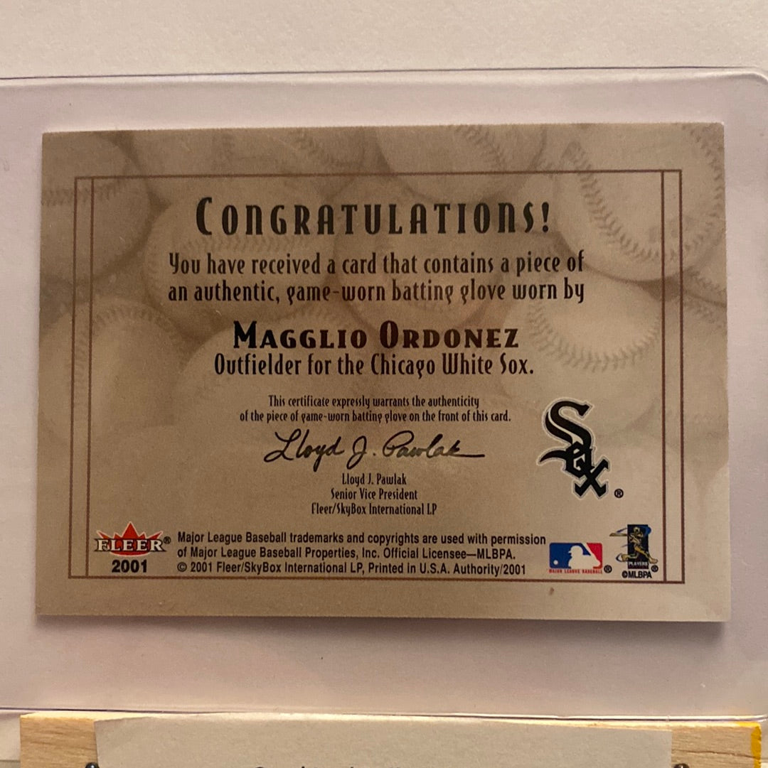 2001 Fleer Magglio Ordonez Relic trading card