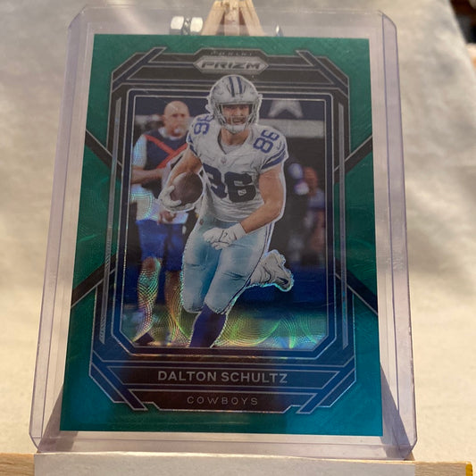 2022 Panini Prizm DALTON SCHULTZ Green Scope Prizm 37/75 #81 Dallas Cowboys Trading Card