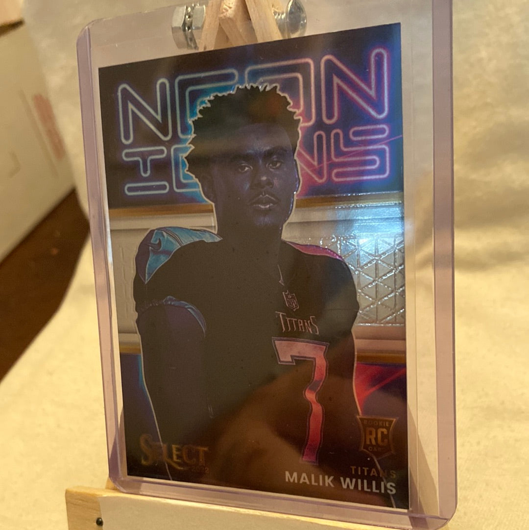 MALIK WILLIS 2022 PANINI SELECT NEON ICONS ROOKIE PRIZM #NI-12 TENNESSEE TITANS Trading Card