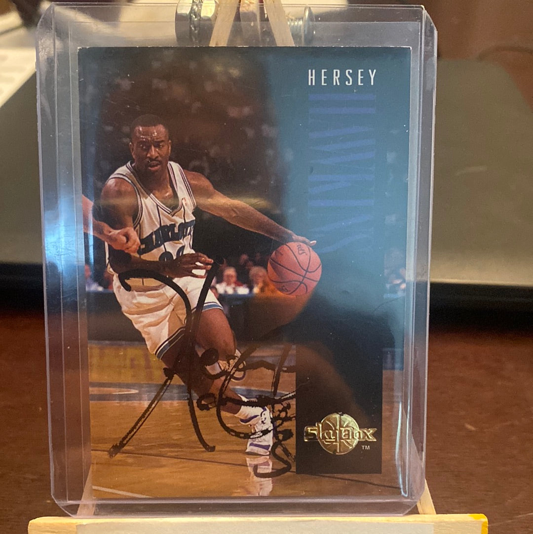 1994-95 SkyBox Premium Basketball #18 Hersey Hawkins Autographed Trading Card