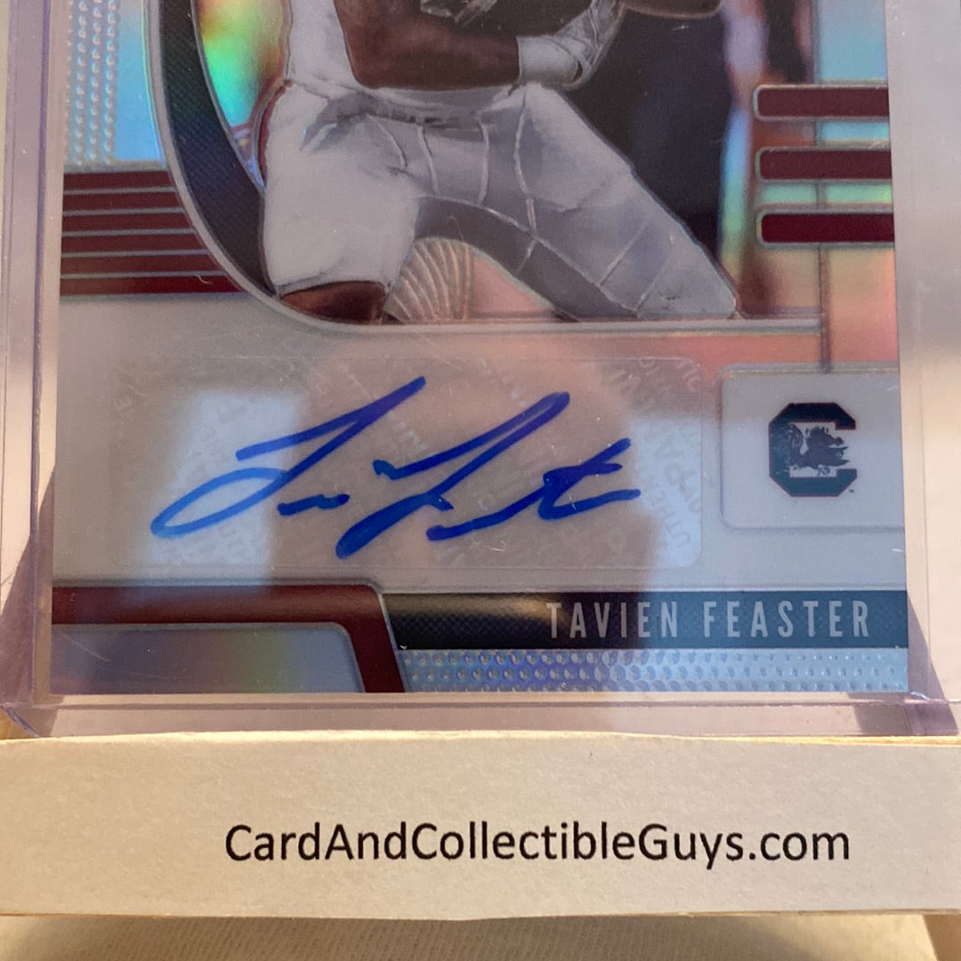 2020 Panini Prizm Draft Picks Tavien Feaster Refractor Rookie Auto #205 Trading Card