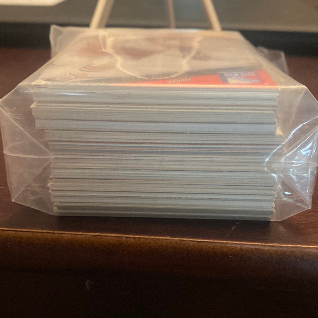 NHL bulk pack. 100 card bill lot. Trading Card