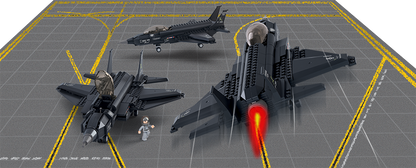 Model Bricks: F35 "Lightning" Fighter Jet Building Brick Kit (252 Pcs)