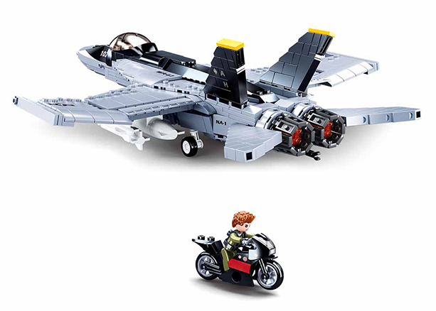 Model Bricks: Model F-18 Hornet Fighter Jet Building Brick Kit (628 pcs)