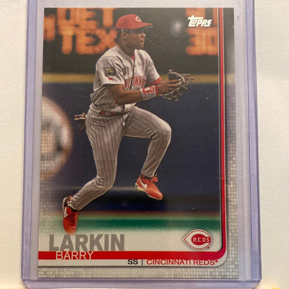 2019 Topps Series 2 Barry Larkin Short Print trading card