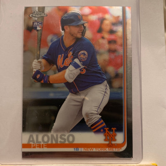 2019 Topps Chrome #204 Pete Alonso RC trading card