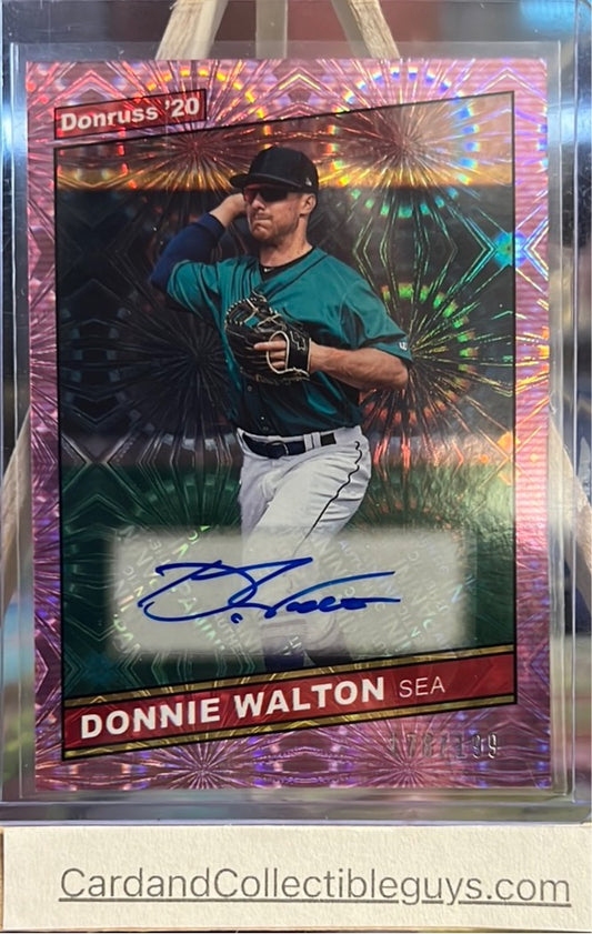 2020 Donruss Donnie Walton Autograph Trading Card