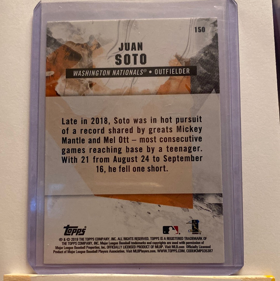 2019 Topps Fire Juan Soto Gold Minted Trading Card