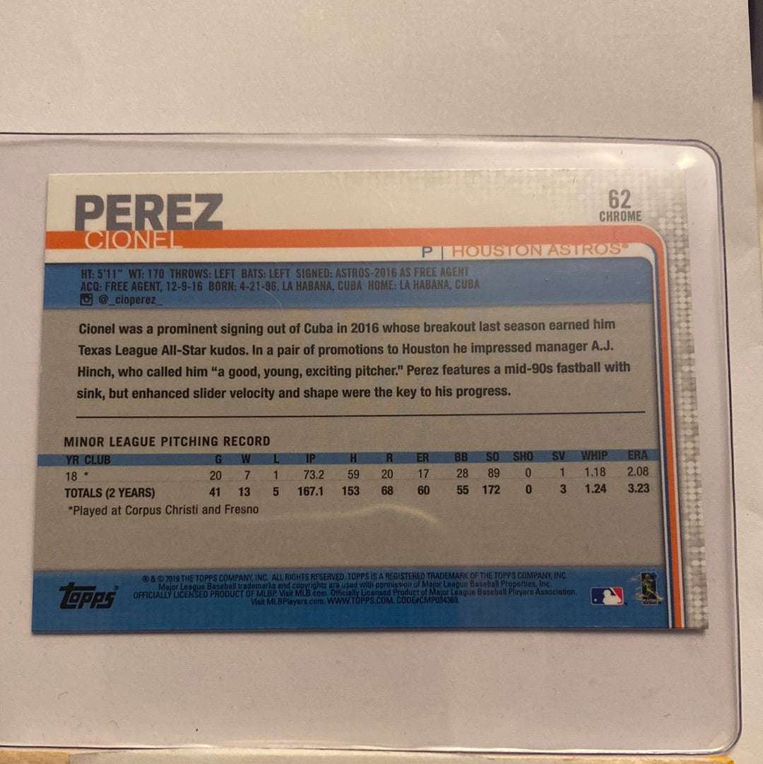 2019 Topps Chrome Cionel Perez trading card