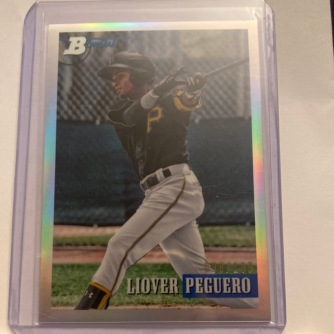 2021 Bowman Heritage Liover Peguero refractor trading card