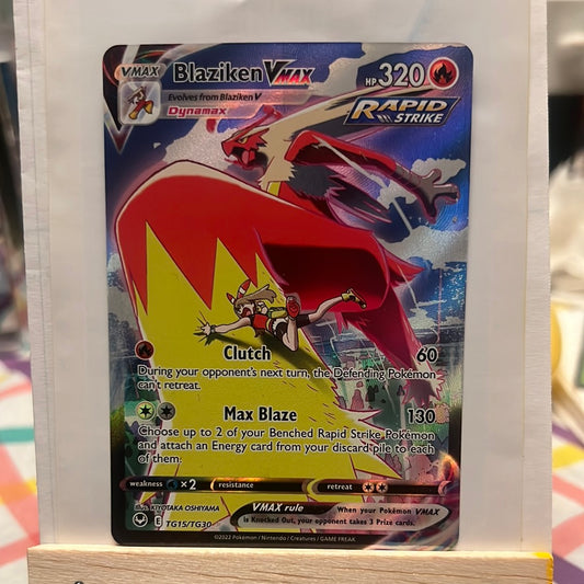 Pokemon TCG Blaziken Vmax TG15/TG30