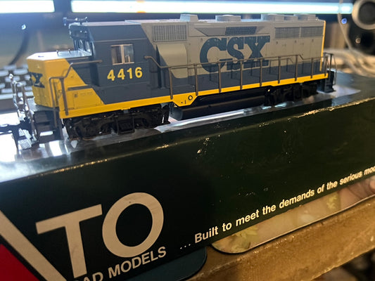 HO Scale Train Kato CSX GP35 phase1a